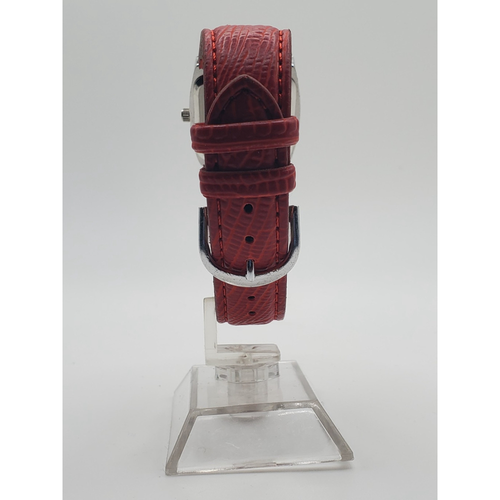 Womens Watch - Picture 4 of 9